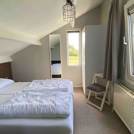 Luxe 8 Persoons 'golfvillatexel' Vlakbij Zee Willa De Cocksdorp (Texel)